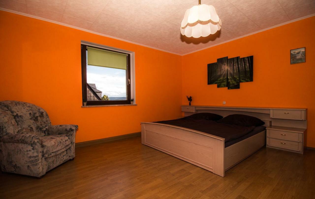 Am Balkon Des Erzgebirges Appartement Bernsbach Buitenkant foto